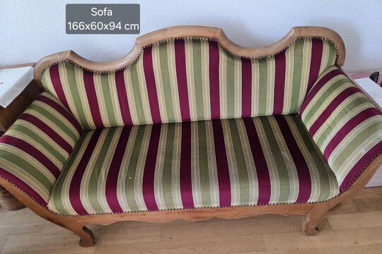 Sofa.jpg
